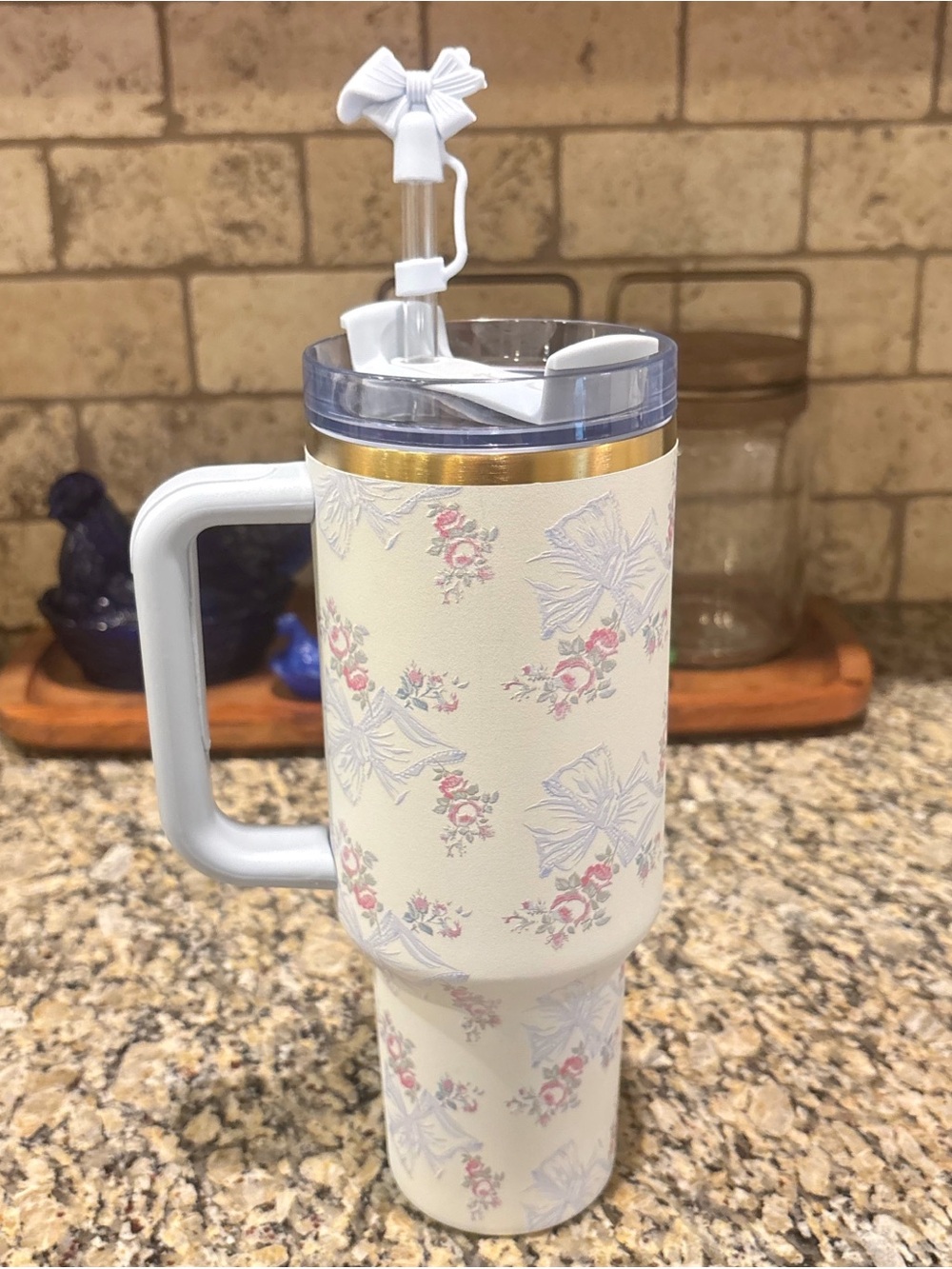 Stanley x Love Shack Fancy Tumbler 40 Oz In Rosa Beaux Blue Excellent Condition - Picture 2 of 10